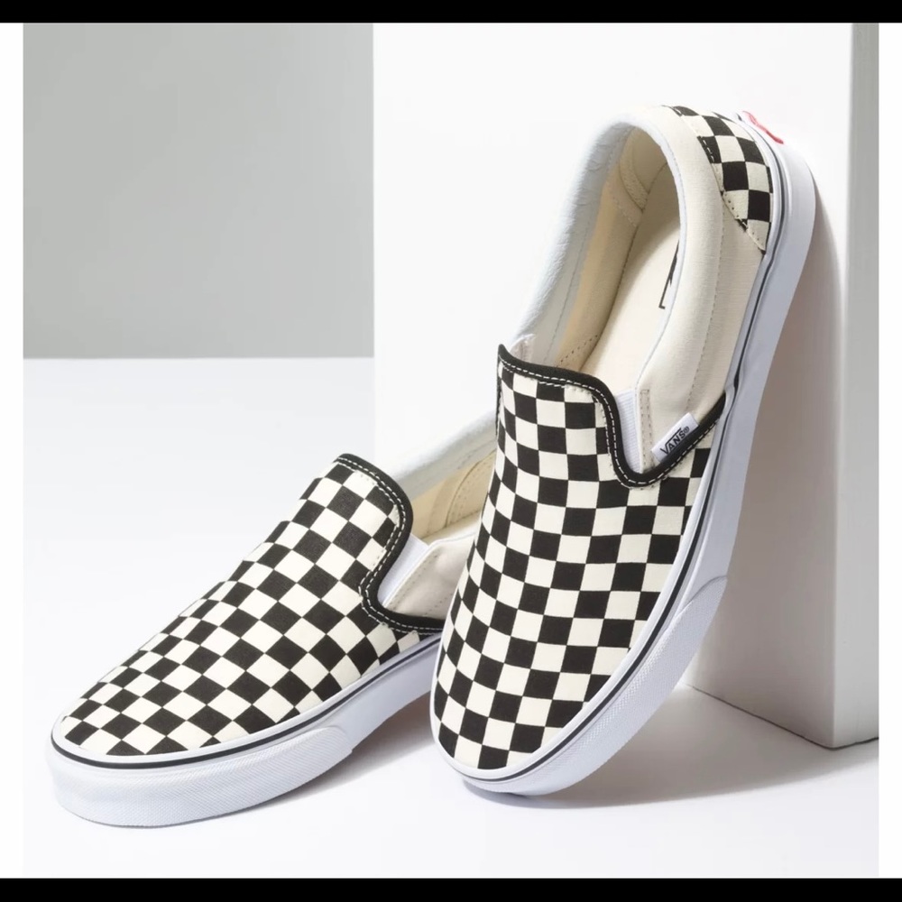 Vans Womens Black/ Off White Checkerboard Classic Slip-On NWT Size 8.5